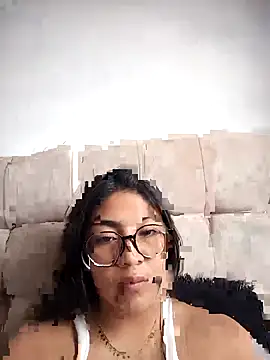 Violettabloom  online show from September 29, 2025, 7:30 pm