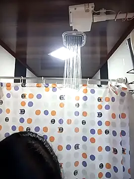 Violettabloom  online show from October 11, 2025, 11:09 am