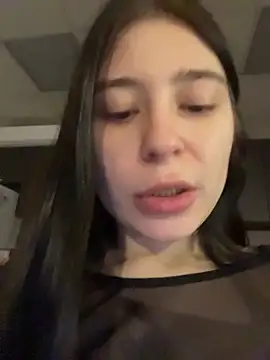 Valerie Ohara online show from November 11, 2025, 12:16 pm