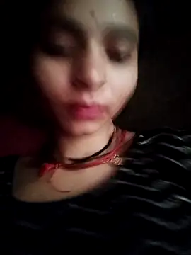 Snapshot of R_Roshni chatting on September 27, 2025, 12:48 am R Roshni online show from September 27, 2025, 12:48 am