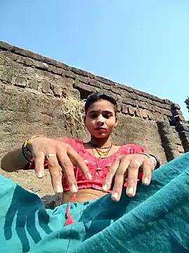 Snapshot of R_Roshni chatting on November 18, 2025, 5:01 am R Roshni online show from November 18, 2025, 5:01 am