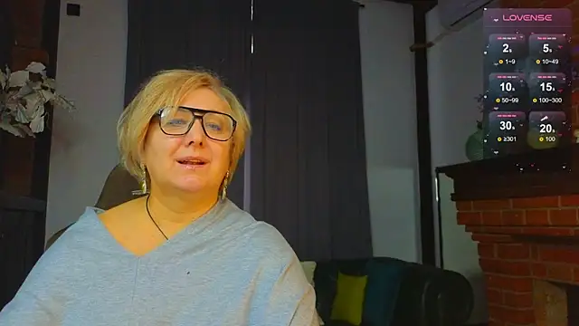 Marta Wils online show from October 29, 2025, 3:31 am