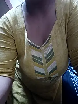 Snapshot of Jeya_thakur chatting on May 7, 2026, 6:19 am Jeya thakur online show from May 7, 2026, 6:19 am