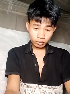 Snapshot of Nhyy_xx chatting on April 28, 2026, 12:43 pm Nhyy xx online show from April 28, 2026, 12:43 pm