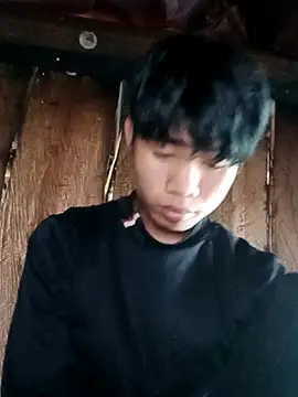 Snapshot of Nhyy_xx chatting on July 8, 2026, 3:11 am Nhyy xx online show from July 8, 2026, 3:11 am