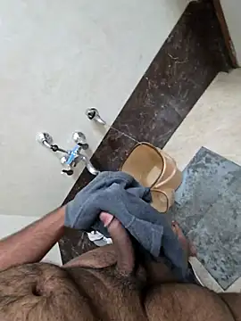 thick hard dick online show from February 19, 2026, 4:41 am