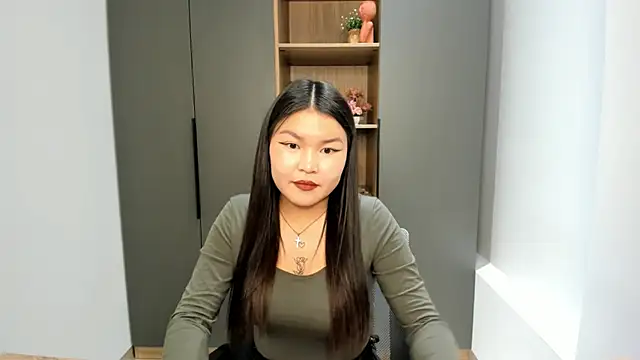 BrunaSand online show from September 21, 2025, 5:53 am