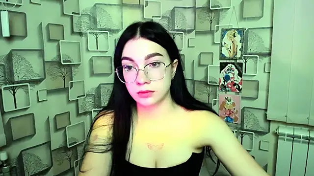 MiraBabe  online show from October 15, 2025, 7:19 am