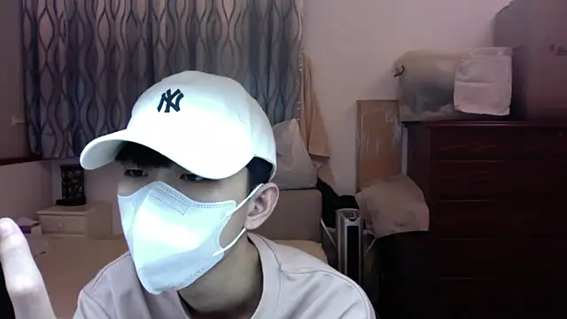 kai101010 online show from September 22, 2025, 3:25 pm