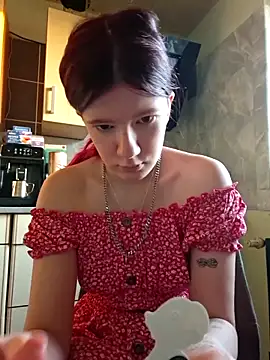 Snapshot of Hot_SkinnyGirl chatting on April 17, 2026, 4:48 am Hot SkinnyGirl online show from April 17, 2026, 4:48 am