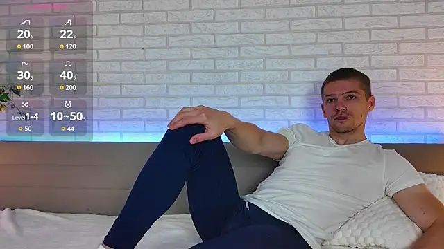 GarettVoss online show from September 27, 2025, 4:50 am