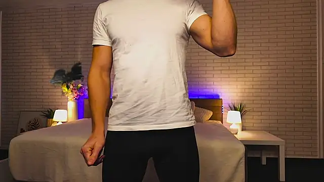 GarettVoss online show from November 15, 2025, 6:44 am