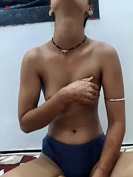 sassyishhu76 online show from October 25, 2025, 5:08 pm