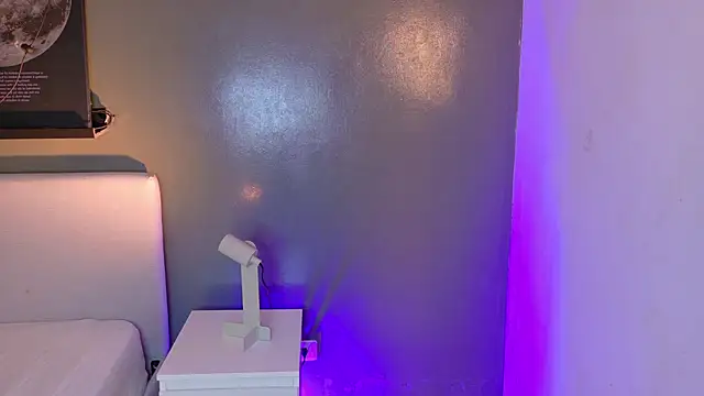 KeendraFox  online show from November 27, 2025, 10:39 am