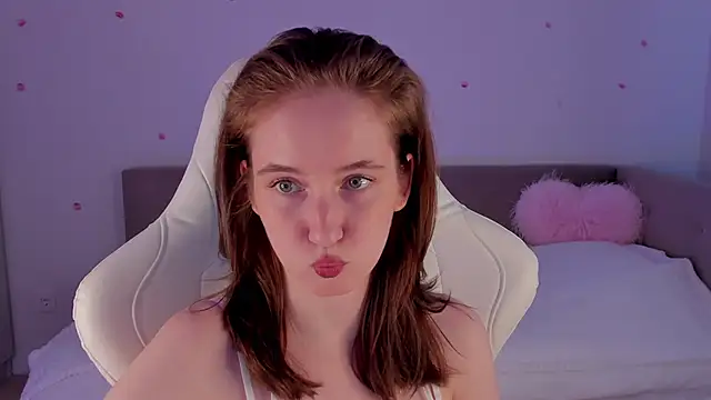 CrystalSoul  online show from October 2, 2025, 10:55 am