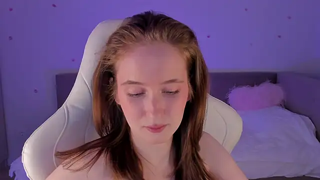 CrystalSoul  online show from October 12, 2025, 7:24 pm