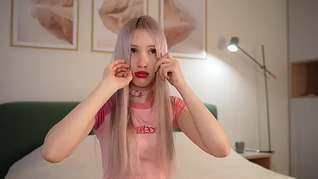 Laura Obsidian online show from September 26, 2025, 7:34 am