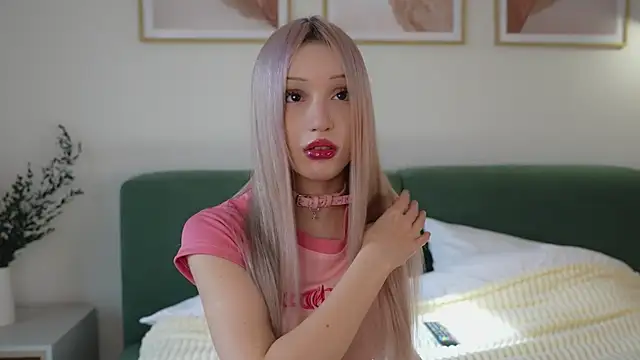 Laura Obsidian online show from October 3, 2025, 7:49 am