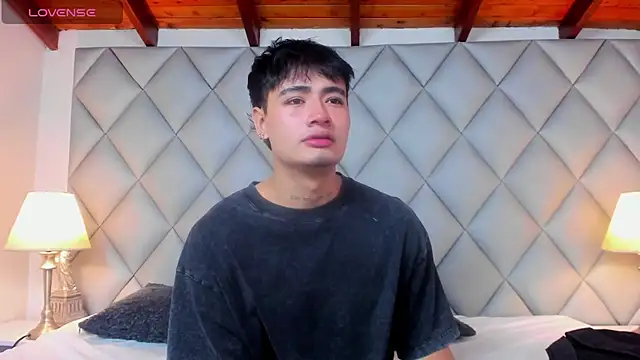 Clement Reyes online show from January 6, 2026, 7:39 pm