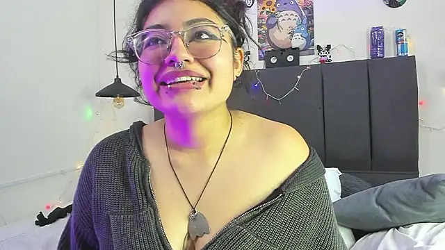 SabrinaV  online show from February 21, 2026, 11:39 pm