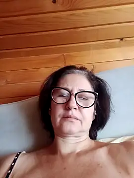 vikimoon11 online show from September 25, 2025, 9:46 am