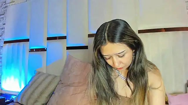 ANLLELOAndANGELA online show from April 11, 2026, 5:17 pm