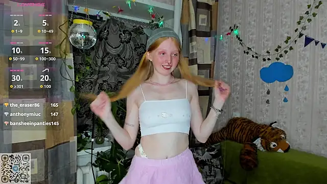 RitaSweety18 online show from September 24, 2025, 6:33 pm