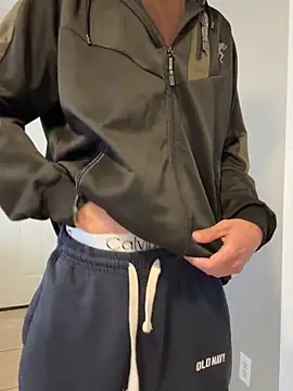 gymratforyouu online show from October 15, 2025, 9:37 pm