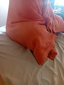 tetadenega online show from April 21, 2026, 11:38 am