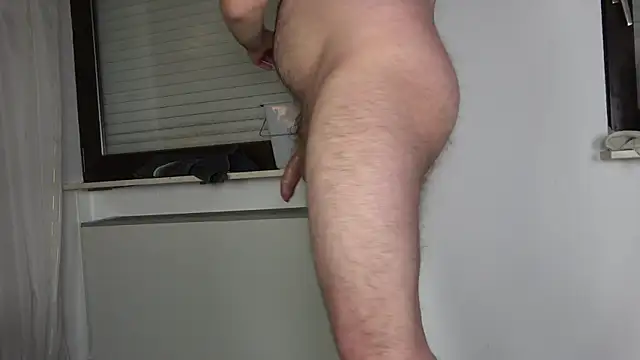 hiddenman87 online show from October 1, 2025, 7:53 pm