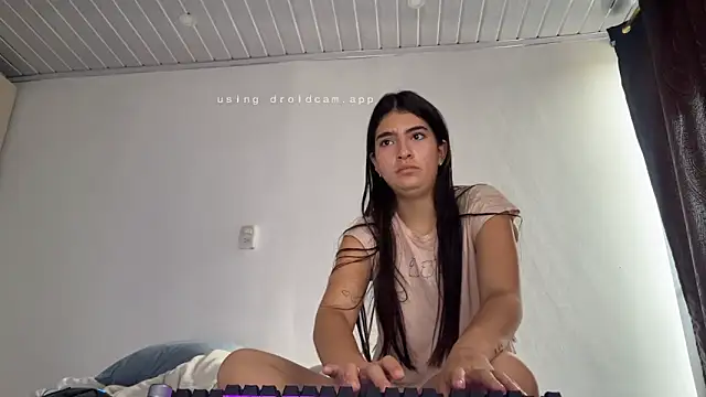 vipxxx2 online show from October 23, 2025, 3:11 pm