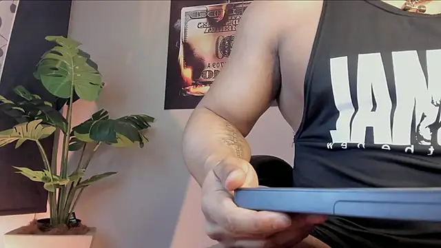 chrizmacgregor online show from December 16, 2025, 12:59 am