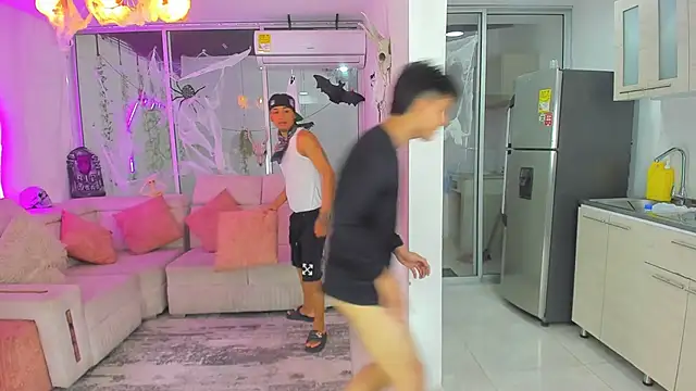 Snapshot of Houseofwarrios chatting on October 27, 2025, 5:22 am Houseofwarrios online show from October 27, 2025, 5:22 am