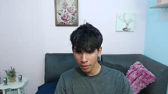 Snapshot of David_925_ chatting on September 30, 2025, 4:17 am David 925 online show from September 30, 2025, 4:17 am