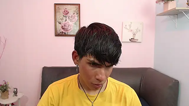 Snapshot of David_925_ chatting on October 3, 2025, 4:42 am David 925 online show from October 3, 2025, 4:42 am