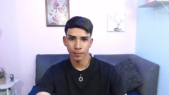 Snapshot of David_925_ chatting on October 8, 2025, 4:21 am David 925 online show from October 8, 2025, 4:21 am