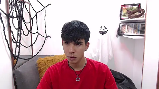 Snapshot of David_925_ chatting on October 29, 2025, 3:53 am David 925 online show from October 29, 2025, 3:53 am