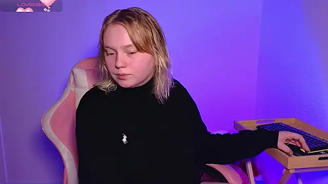 lame cat online show from September 26, 2025, 11:31 pm