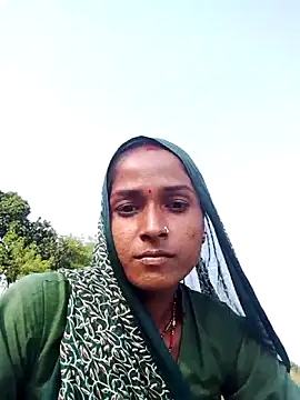 Snapshot of Hot_reshmaji chatting on October 15, 2025, 9:53 am Hot reshmaji online show from October 15, 2025, 9:53 am