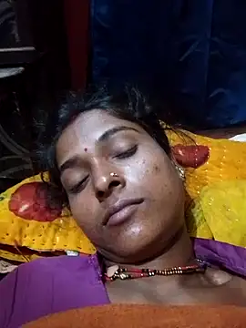 Snapshot of Hot_reshmaji chatting on October 19, 2025, 10:43 pm Hot reshmaji online show from October 19, 2025, 10:43 pm