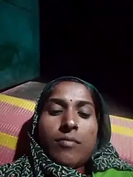 Snapshot of Hot_reshmaji chatting on October 23, 2025, 3:44 pm Hot reshmaji online show from October 23, 2025, 3:44 pm