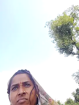 Snapshot of Hot_reshmaji chatting on November 2, 2025, 6:05 am Hot reshmaji online show from November 2, 2025, 6:05 am