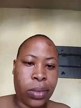 BubblyBeautiful online show from September 18, 2025, 12:51 pm