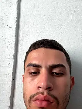 gostosinhosaf online show from January 7, 2026, 6:10 pm