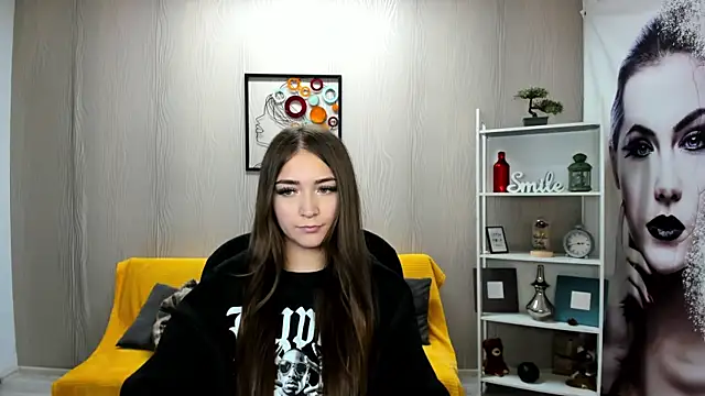 EllaClarke online show from October 22, 2025, 11:43 am