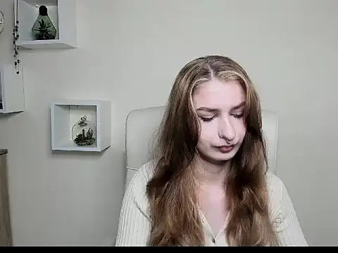 Snapshot of NinaBlond1 chatting on October 16, 2025, 5:52 am NinaBlond1 online show from October 16, 2025, 5:52 am