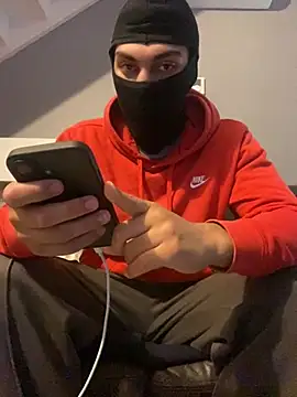 Ryan2205 online show from October 4, 2025, 9:07 am