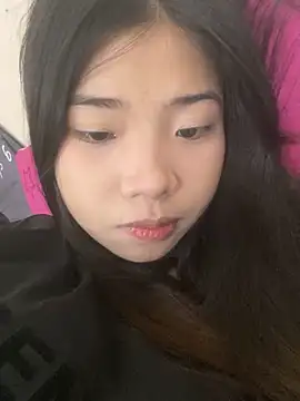 -Tania- online show from November 18, 2025, 9:14 am