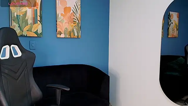 Johanna Angel  online show from October 10, 2025, 4:11 am