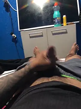 Alangostoso092 online show from October 18, 2025, 4:04 am